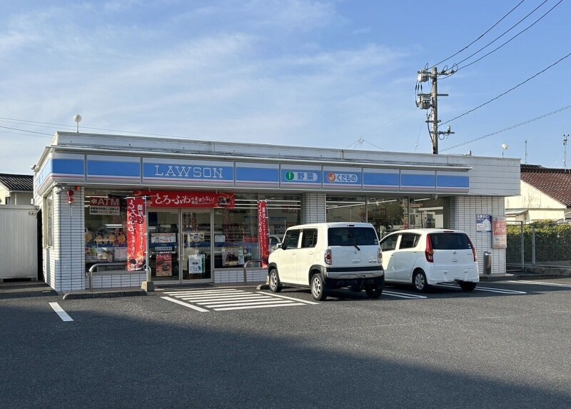 コンビニ　ローソン国分中央5丁目店（コンビニ）まで551m