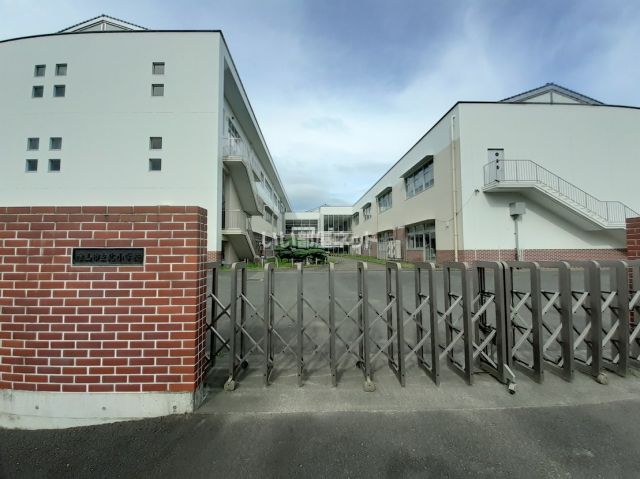 小学校　津山市立北小学校（小学校）まで1340m