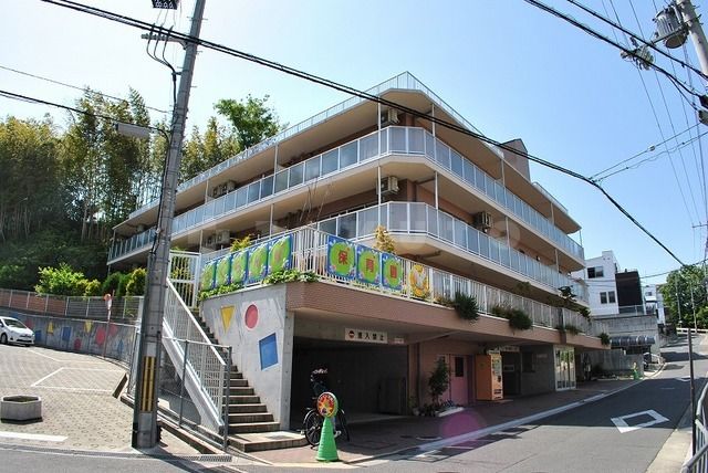 幼稚園・保育園　たんぽぽ保育園（幼稚園・保育園）まで1317m