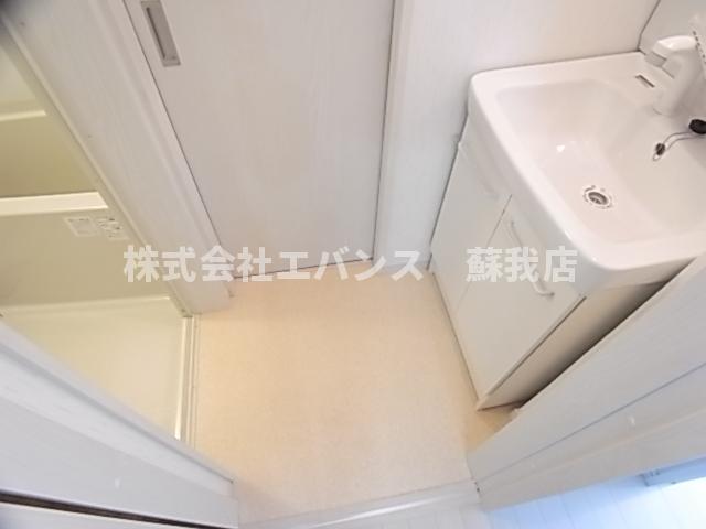 洗面設備　使いやすい洗面所です