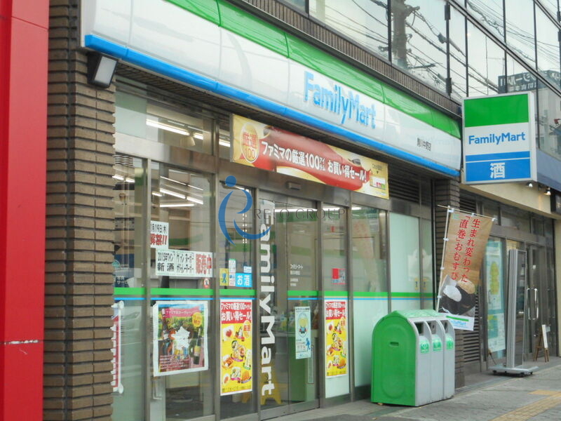 コンビニ　ファミリーマート東田辺三丁目店（コンビニ）まで412m