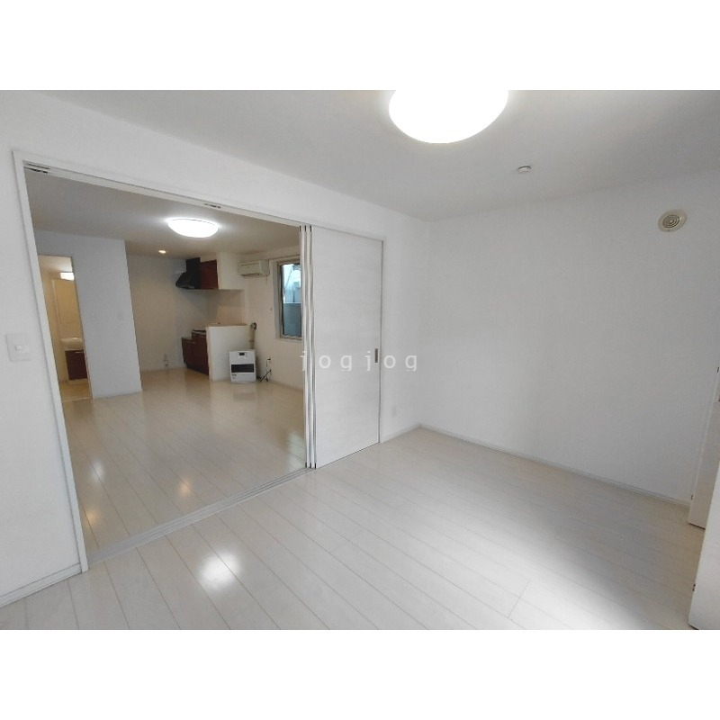 その他部屋・スペース　壁が多く使いやすいお部屋です