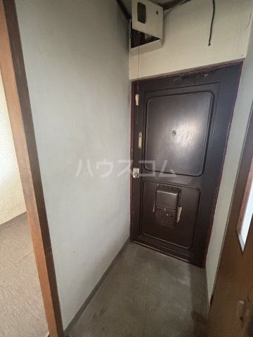 宝荘の玄関写真