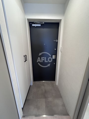 玄関　カルム西野　玄関