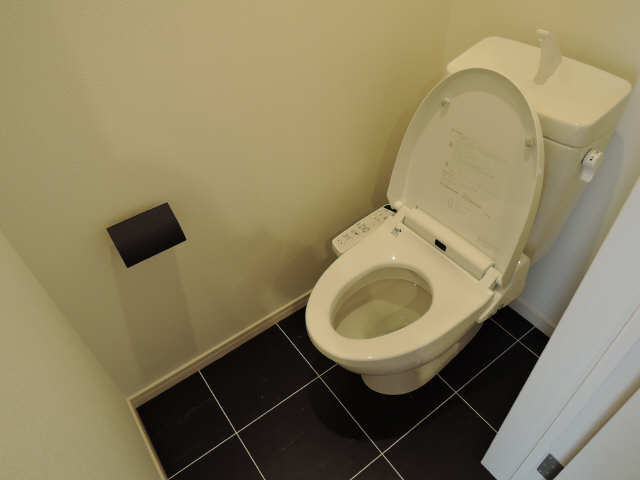 トイレ　コンパクトで使いやすいトイレです