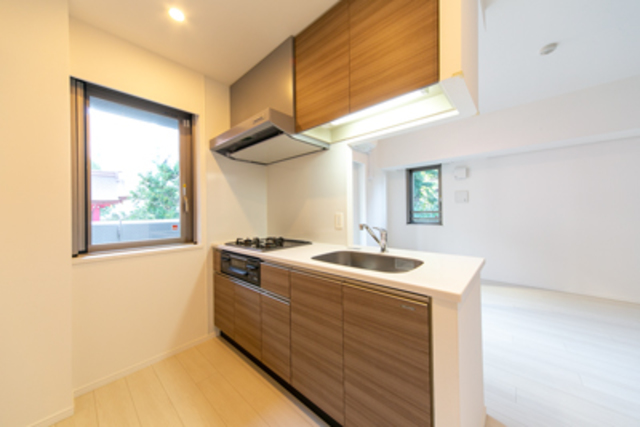 キッチン　※写真は同タイプ住戸です。