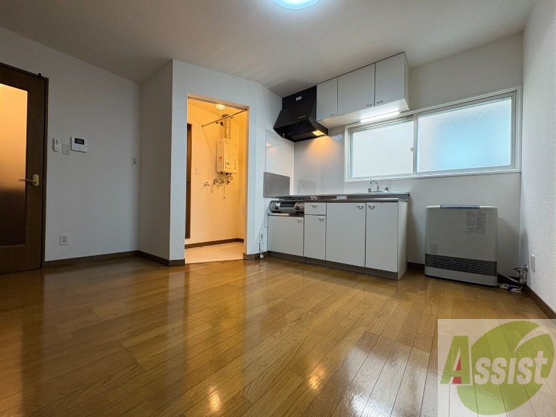 居室・リビング　広くてキレイなお部屋が広がっていて、充実した生活が送れそう。