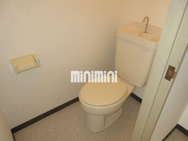 トイレ　清潔感のあるトイレです