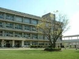 中学校　明石市立大蔵中学校（中学校）まで799m