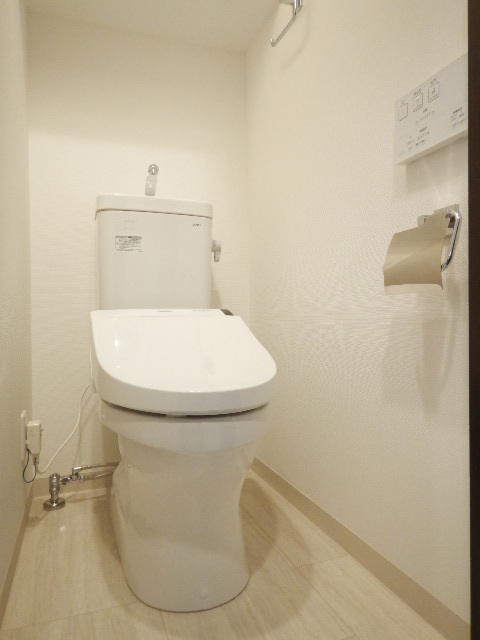 トイレ　ゆったりとした空間のトイレです