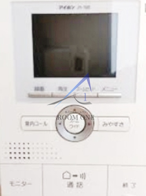 セキュリティ　モニター付きインターホンです。