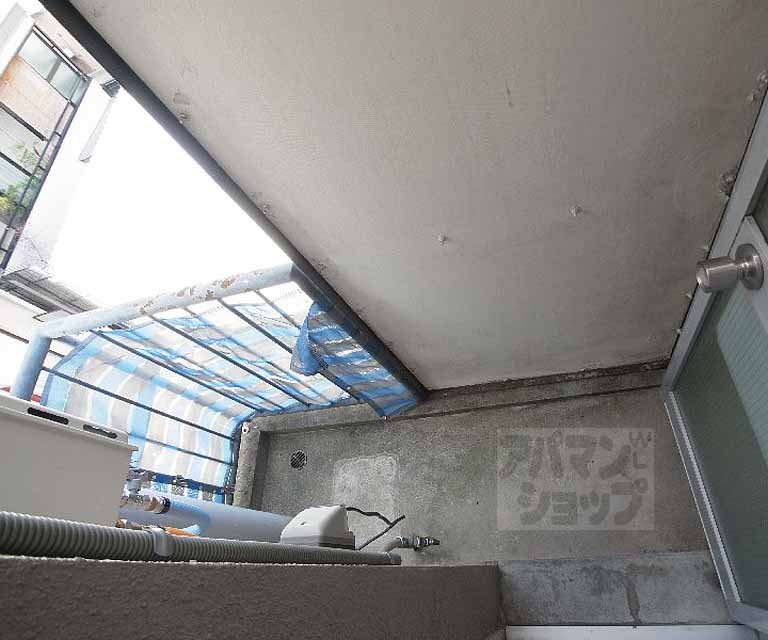 バルコニー　同マンション別部屋改装参考写真