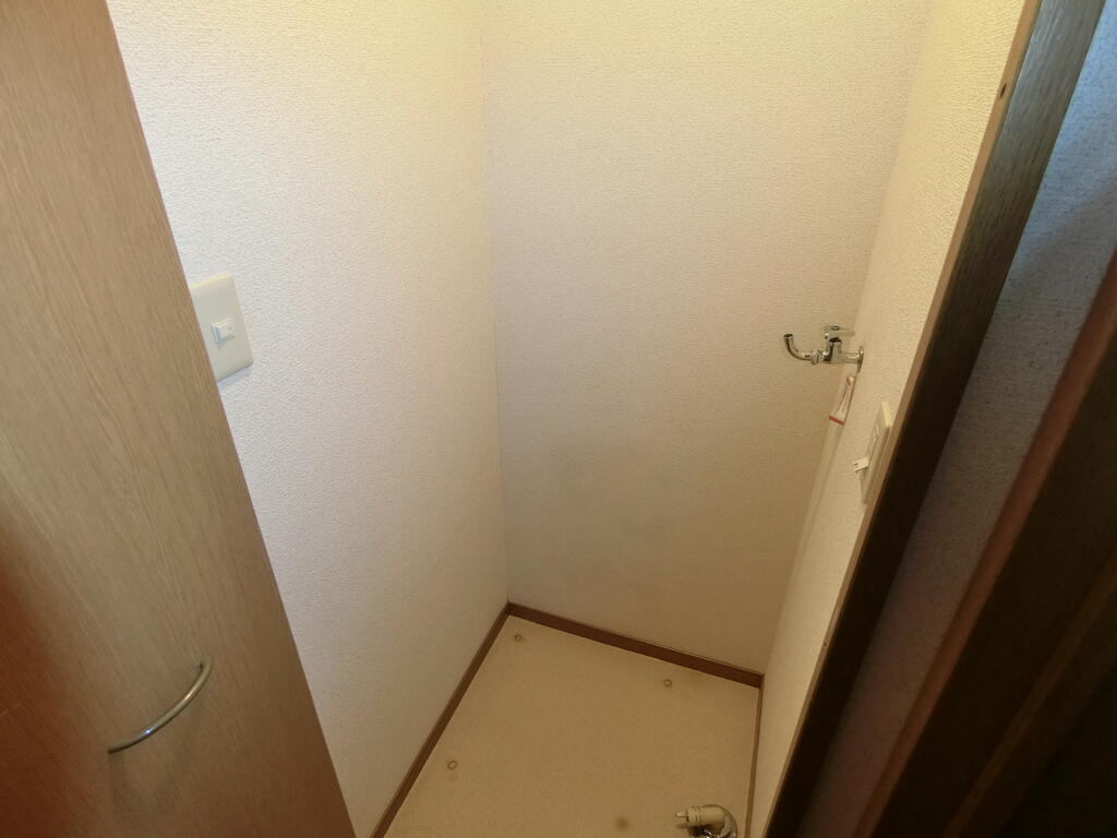 その他設備　室内洗濯機置場