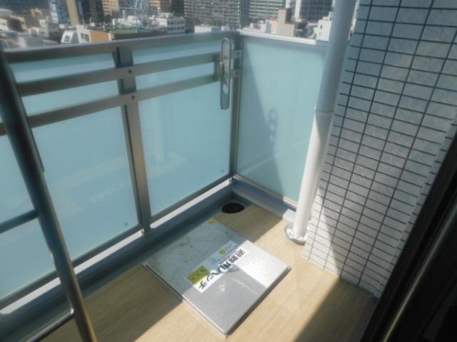 バルコニー　風通しの良いお部屋です。