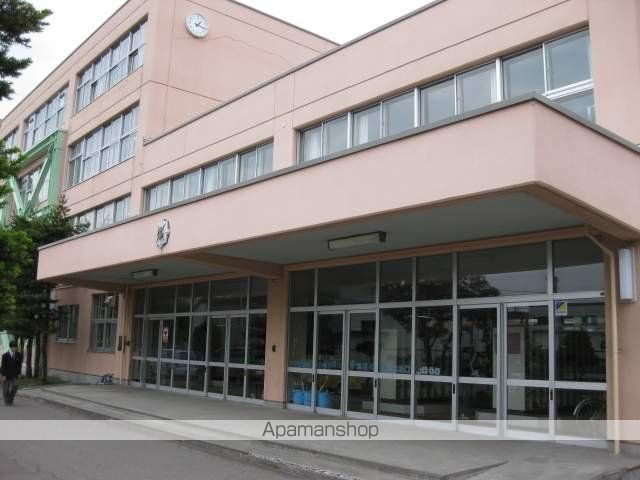 中学校　北野中学校（中学校）まで1155m