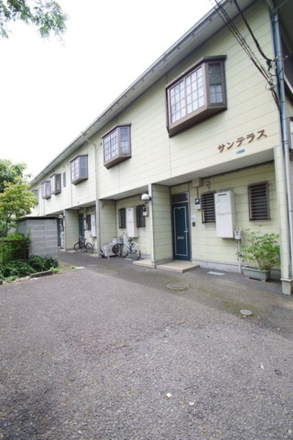 エントランス　★お部屋探しはタウンハウジング稲田堤店まで★