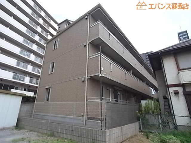 建物外観　落ち着いた雰囲気の外観です