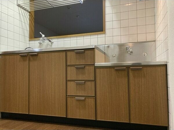 キッチン　※写真は同じマンションの違う部屋のものになります。