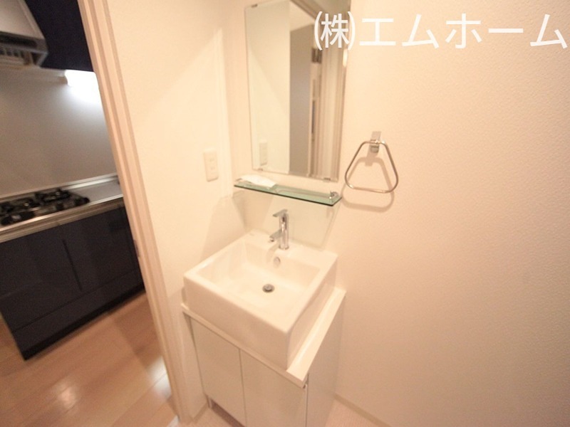 洗面設備　脱衣所　独立洗面台