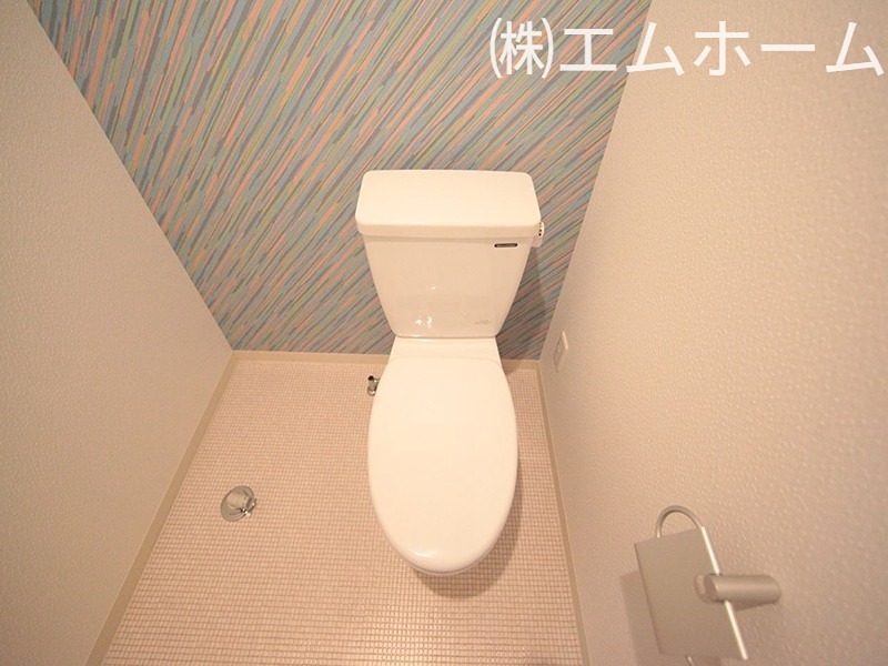 トイレ　バストイレ別