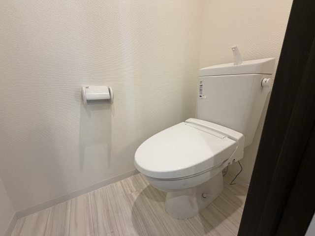 ELLE難波WESTのトイレ写真