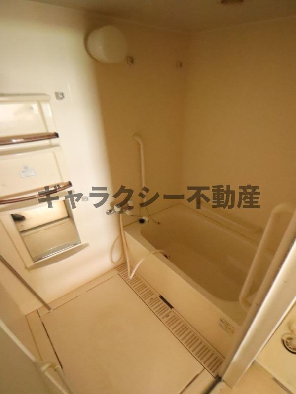 バス・シャワールーム　浴室