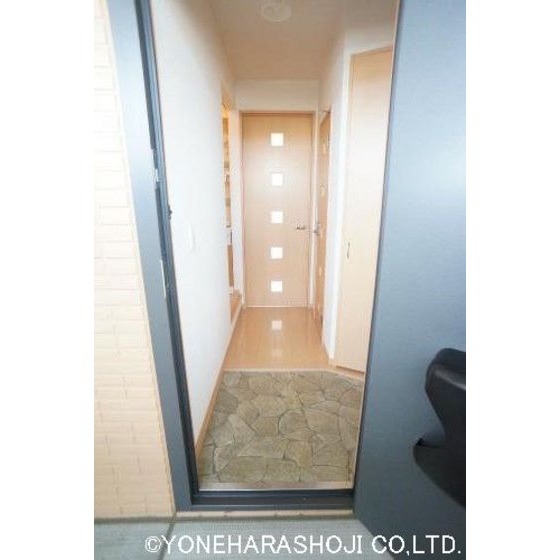 玄関　※同タイプの部屋