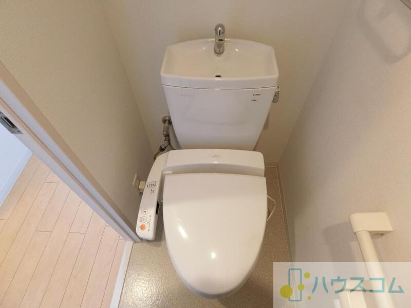 トイレ　シャワートイレ