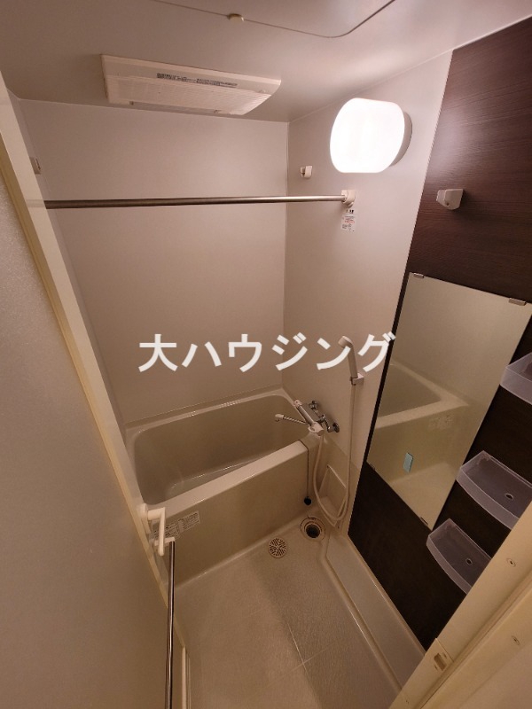 ザ・ヴァレッシア蒲田シティの風呂写真