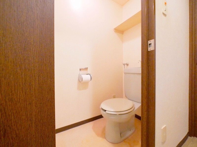トイレ　※別号室参考写真