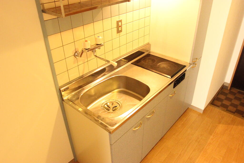 地下鉄箱崎線 呉服町駅 徒歩13分 14階建 築27年のキッチン写真