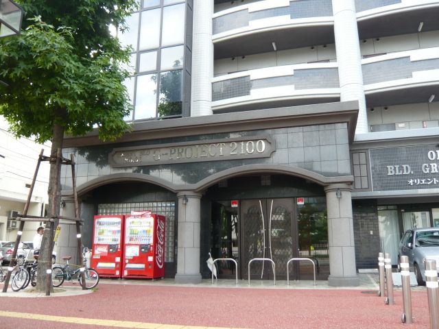 地下鉄箱崎線 呉服町駅 徒歩13分 14階建 築27年の外観写真