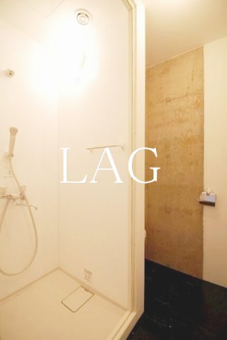 バス・シャワールーム　シャワールームになります。