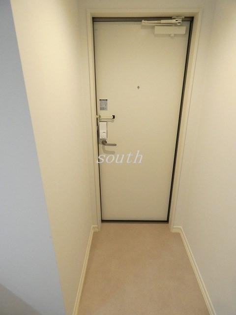 T.A小路東2丁目VI B棟の玄関写真