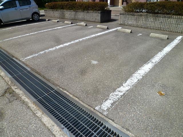 駐車場　駐車場です