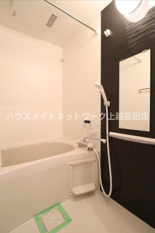 バス・シャワールーム　浴室（追焚機能付）