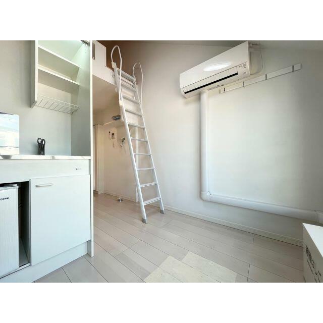 カシミール学芸大前の居間写真