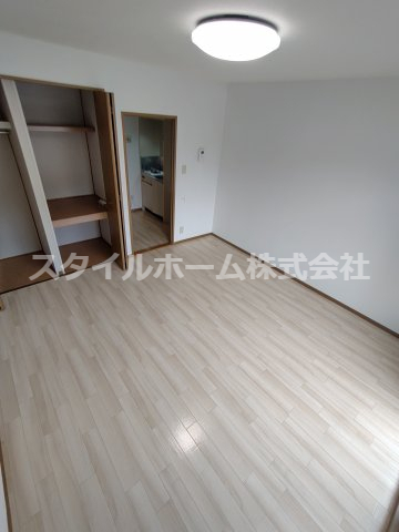 居室・リビング　別部屋写真です。