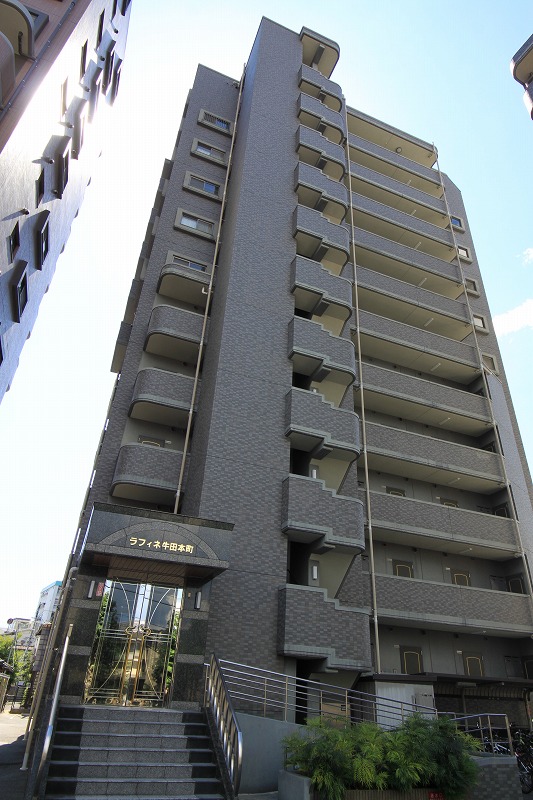 ラフィネ牛田本町の外観写真
