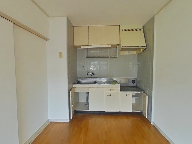 キッチン　収納豊富なキッチンです