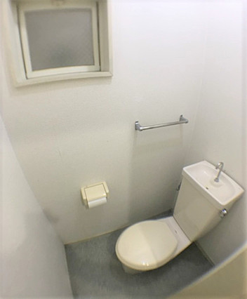 トイレ　バス・トイレ別です