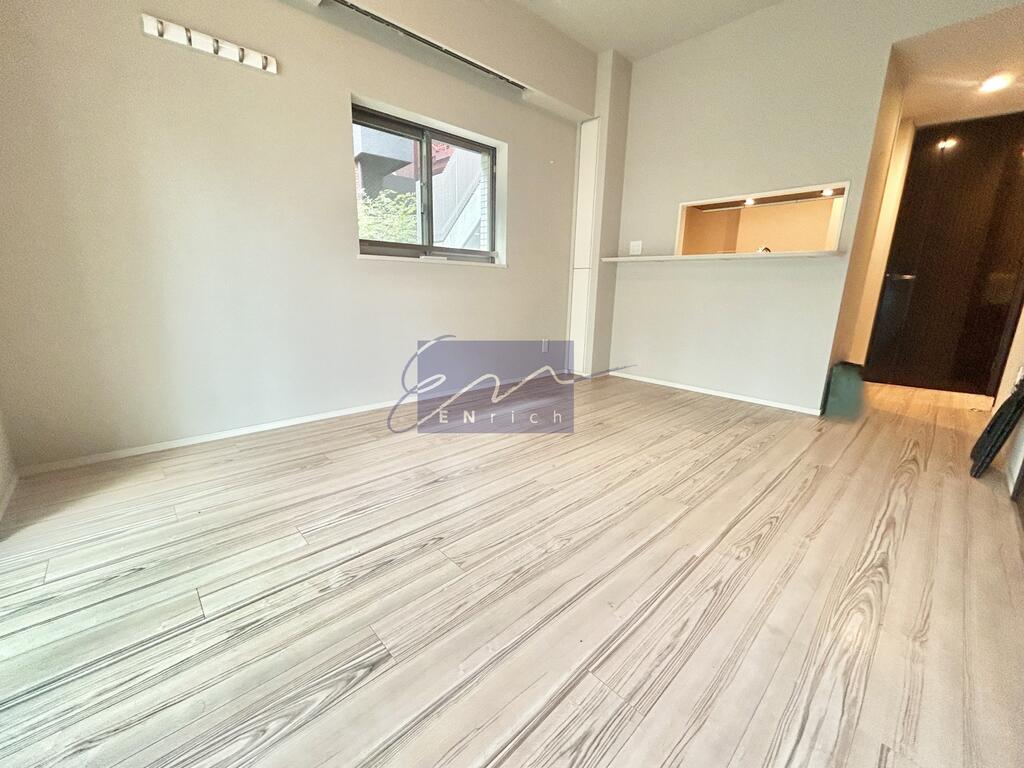 クラッシィスイート赤坂の居間写真