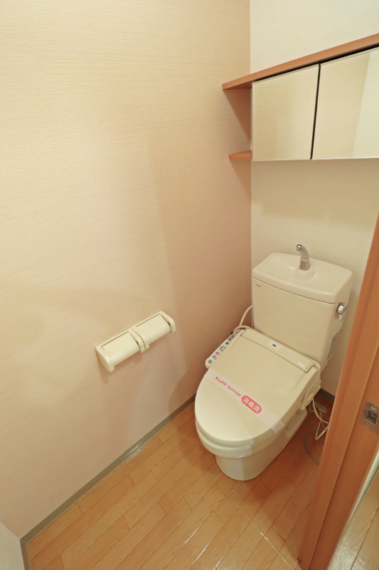 ＪＲ高崎線 籠原駅 徒歩14分 2階建 築22年のトイレ写真