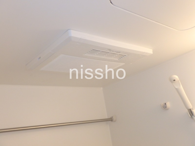 その他設備　雨の日の洗濯物にも便利な浴室乾燥機付き！