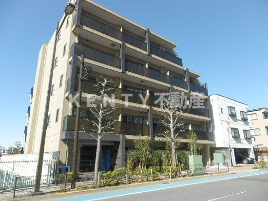 建物外観　外観は落ち着いています