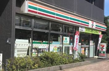 コンビニ　セブンイレブン東雲1丁目店（コンビニ）まで432m