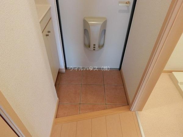 玄関　シューズボックスあり！