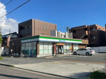 その他　ファミリーマート中小田井二丁目店（その他）まで449m