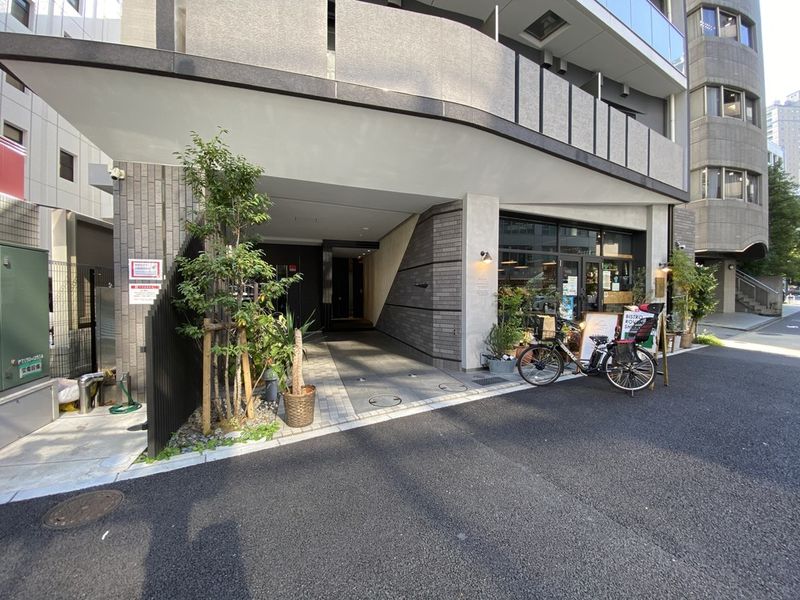 都営三田線 芝公園駅 徒歩2分 10階建 築8年の外観写真