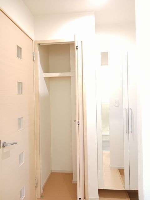 サンシャインナオコの内装写真